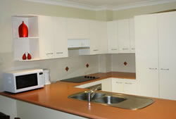 Byron Lakeside Holiday Apartments - Accommodation 4U 1