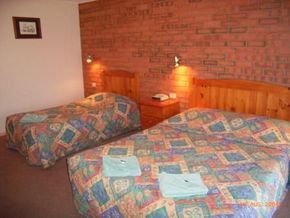 Tea House Motor Inn - Accommodation 4U 1