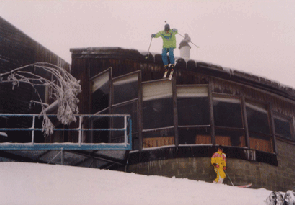 Mansfield Ski Lodge - Accommodation 4U 1