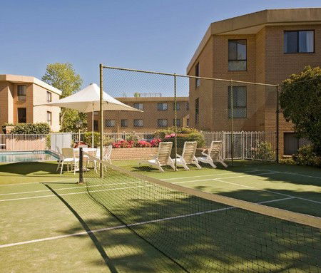 Kingston Court Serviced Apartments - Accommodation 4U 5