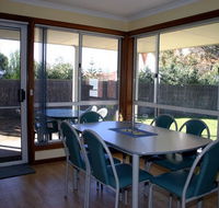 Lincoln Cove Villas - Accommodation 4U
