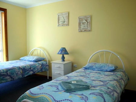 Lincoln Cove Villas - Accommodation 4U 1