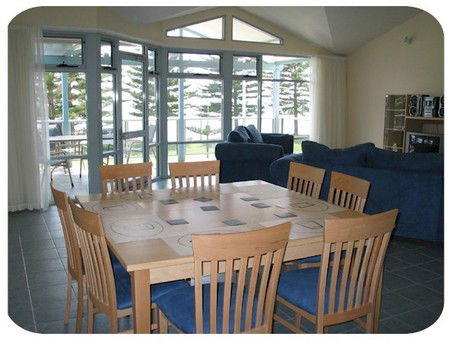 Port Lincoln Foreshore Apartments - Accommodation 4U 1