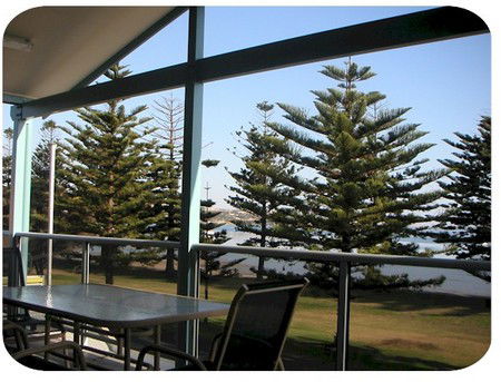 Port Lincoln Foreshore Apartments - Accommodation 4U 2