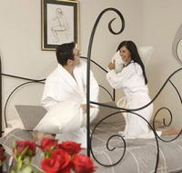 Wine  Roses Bed  Breakfast - Accommodation 4U