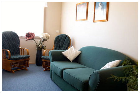 Amos House  & Swansea  Villas - Accommodation 4U 1