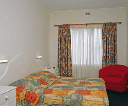 Claremont Hotel Motel - Accommodation 4U 1