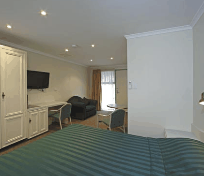 Claremont Hotel Motel - thumb 3