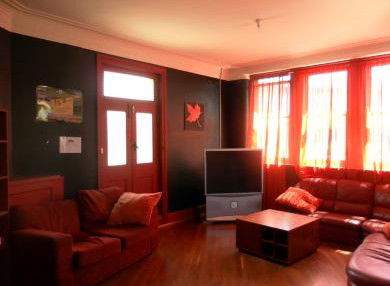Cambridge Hotel Backpackers - Accommodation 4U 2
