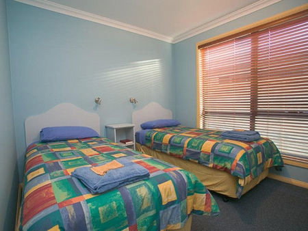 Strahan Bungalows - Accommodation 4U 4