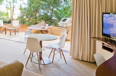 Beach Suites - Accommodation 4U 5