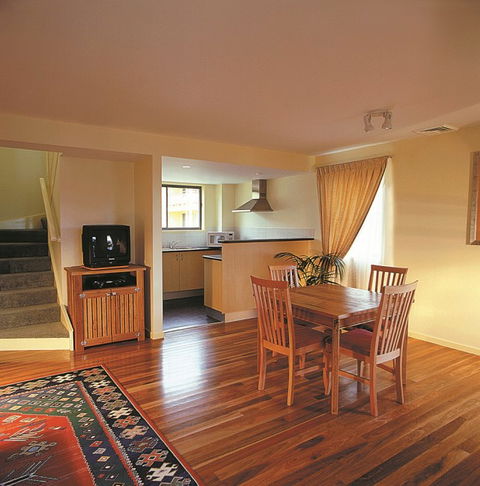 Raffertys Resort - Accommodation 4U 1