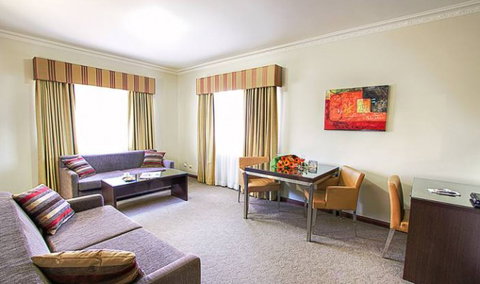 Governor Macquarie Motor Inn - Accommodation 4U 1