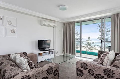 Ocean Plaza Resort - Coolangatta - Accommodation 4U 3