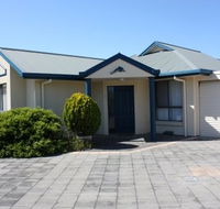 Robe Dolphin Court Apartments - Accommodation 4U
