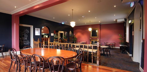 Fed On Semaphore - Accommodation 4U 1