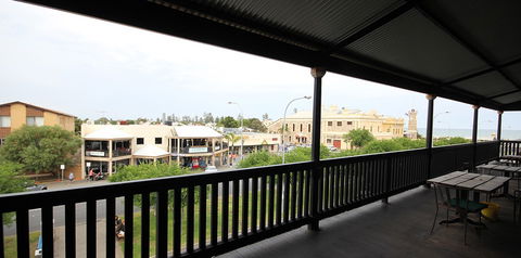 Fed On Semaphore - Accommodation 4U 5