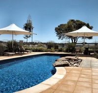 Majestic Oasis Apartments - Accommodation 4U