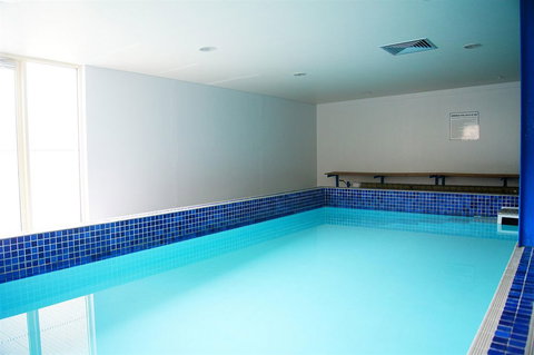 Eastcoast Central Watersedge Resort - Accommodation 4U 4