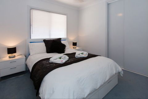 Amazing Views - Accommodation 4U 4