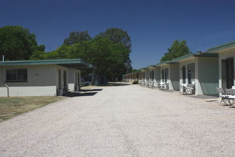 BIG4 North Cedars Holiday Park Wangaratta - Accommodation 4U 2