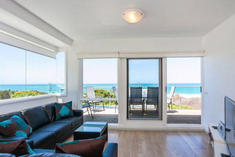 Lorne Beach Accom - Accommodation 4U 5