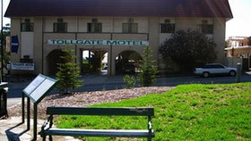 Tollgate Motel - Accommodation 4U 0