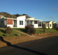 Azzure Beach Houses - Accommodation 4U