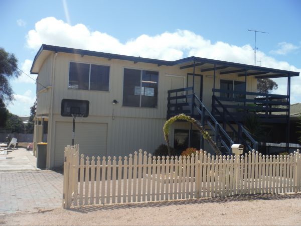 East Moonta SA Accommodation 4U