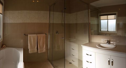 Barossavilla Guest House - Accommodation 4U 10