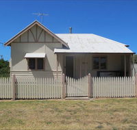 Ellison's Holiday Home - Accommodation 4U