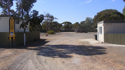 Woomera Traveller's Village And Caravan Park - Accommodation 4U 0