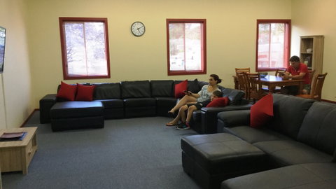 Berri Central Accommodation - Accommodation 4U 1