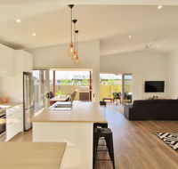 All Decked Out Lake Conjola - Accommodation 4U