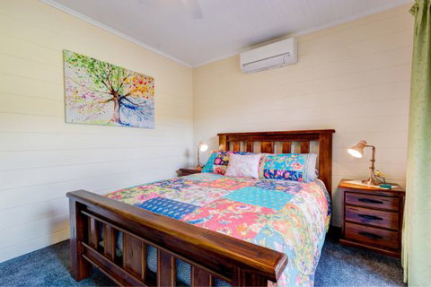 All About Me Bed And Breakfast - Accommodation 4U 1