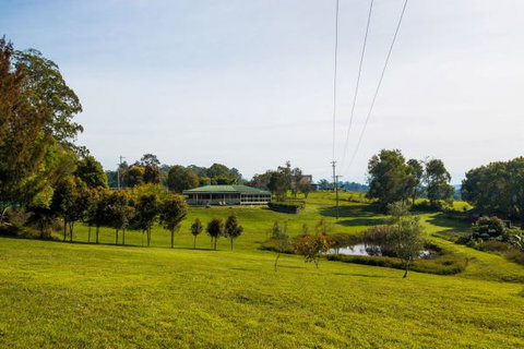 All About Me Bed And Breakfast - Accommodation 4U 7