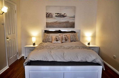 Almond Tree Cottage - Accommodation 4U 1