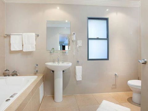 Ambience @ The Harbour - Accommodation 4U 8