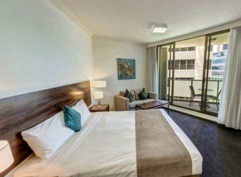 APX World Square - Accommodation 4U 0