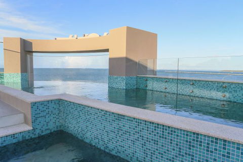 Aqua Aqua Luxury Penthouses - Accommodation 4U 8