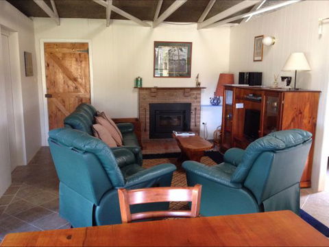 Avaleigh Elms Farmstay - Accommodation 4U 4