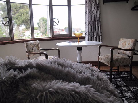 B&B Wodonga - Art Deco Accommodation - Accommodation 4U 1