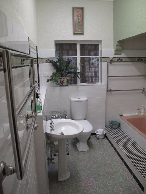 B&B Wodonga - Art Deco Accommodation - Accommodation 4U 8