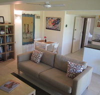 Bangalow Studio Apartment - Accommodation 4U