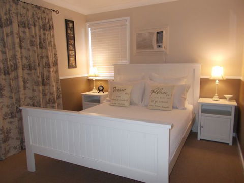 BelleBrook - Accommodation 4U 3