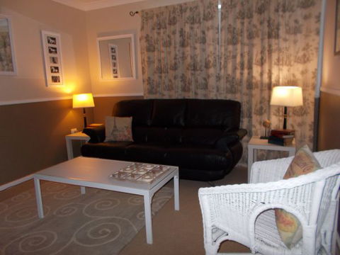 BelleBrook - Accommodation 4U 4