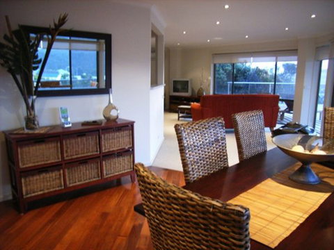 C-Deck Beach House Apartment - Accommodation 4U 0