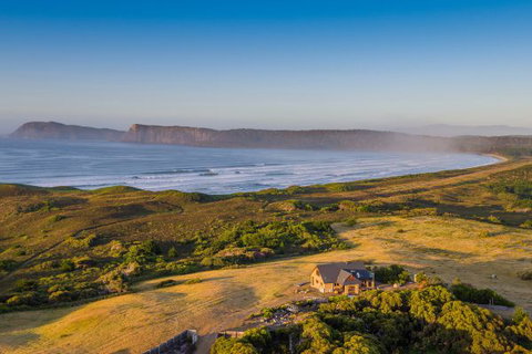 Cloudy Bay Villa - Accommodation 4U 1