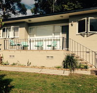 Cosy Seaside Cottage - Accommodation 4U