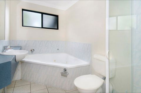 EconoLodge Waterford - Accommodation 4U 8